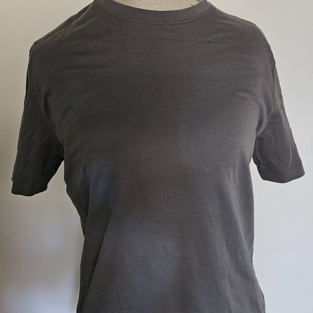 Robert Barakatt Grey T-shirt